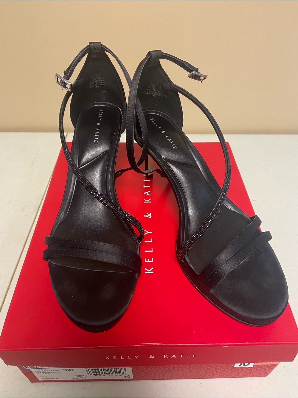 Kelly & Katie Black Strappy Ankle‑Tie Heels
